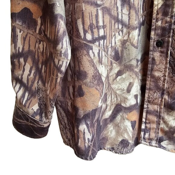 L.L.Bean Men's Camouflage Button-Up Shirt, Loose Fit, Long Sleeves, Size Large - Picture 9 of 12